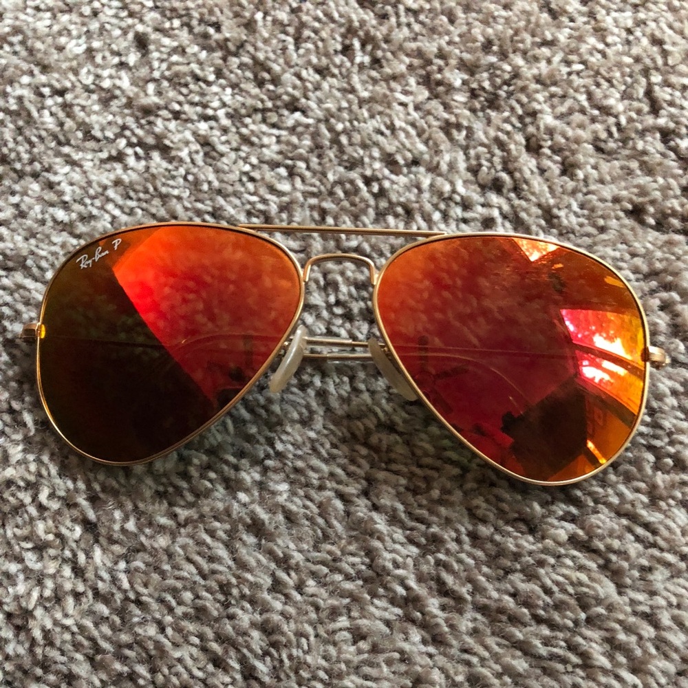 Polarized ray ban aviators!